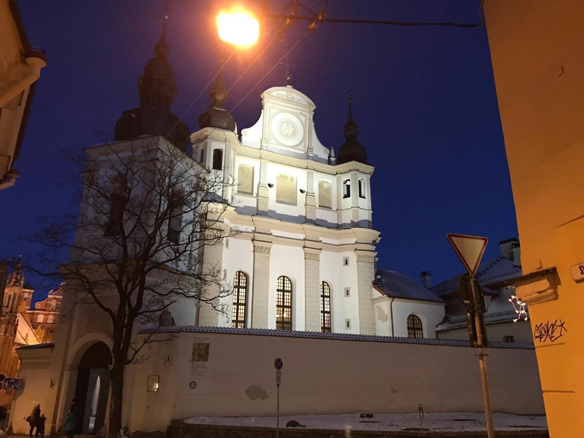 Cozy Apt In The Heart Of Old Town Vilnius Bagian luar foto