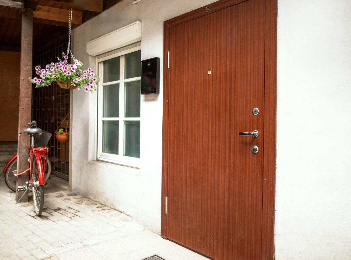 Cozy Apt In The Heart Of Old Town Vilnius Bagian luar foto